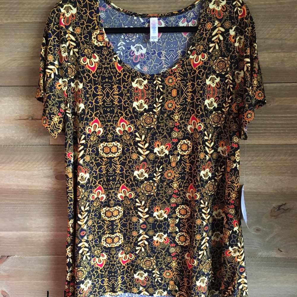 LuLaRoe Classic Tee